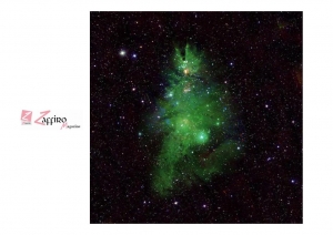 Raggi X: NASA/CXC/SAO Ottico: TA Rector (NRAO/AUI/NSF e NOIRLab/NSF/AURA) e BA Wolpa (NOIRLab/NSF/AURA) Infrarossi: NASA/NSF/IPAC/CalTech/Univ. del Massachusetts Elaborazione delle immagini: NASA/CXC/SAO/L. Frattare &amp; J.Major