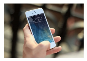 Un chip termoelettrico per ricaricare cellulare con acqua calda