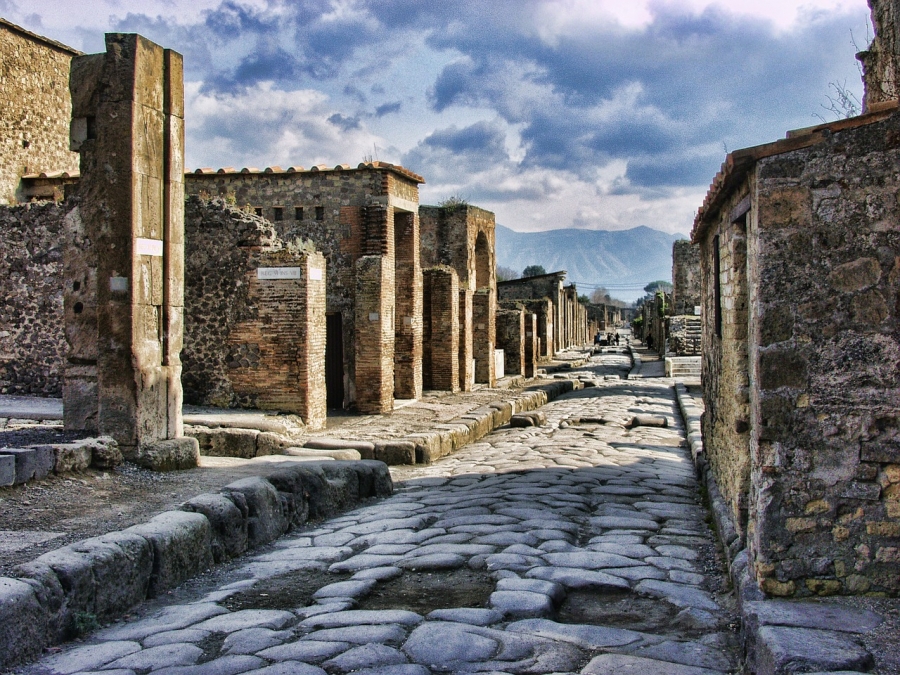 Pompei. Riapertura sperimentale a fine maggio del Parco archeologico.